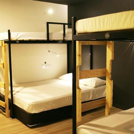 Revopackers Hostel Kuala Lumpur Buitenkant foto