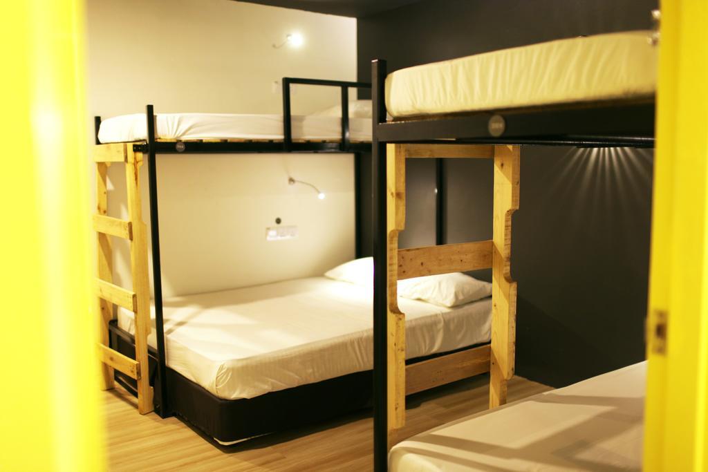 Revopackers Hostel Kuala Lumpur Buitenkant foto