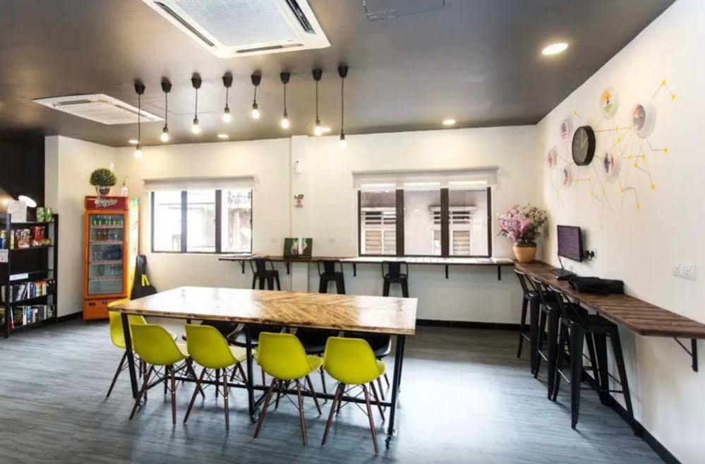 Revopackers Hostel Kuala Lumpur Buitenkant foto